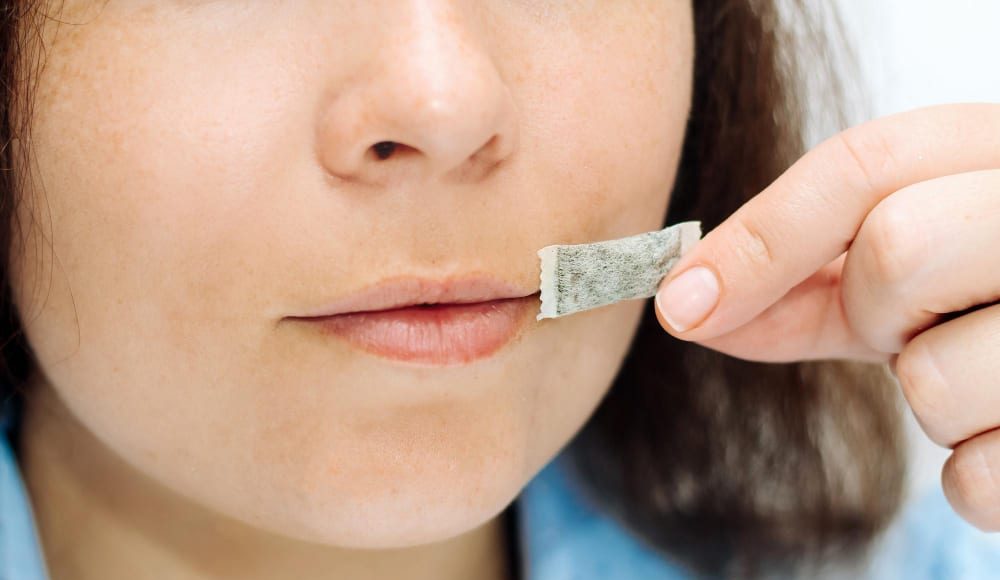 Why Nicotine Pouches Are Gaining Popularity Among Younger Smokers